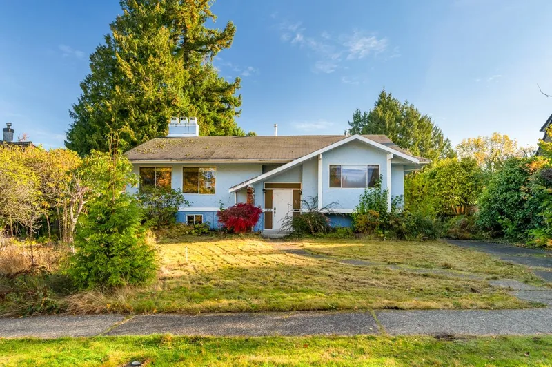 1650 WESTERN PARKWAY - photo 2 of 18