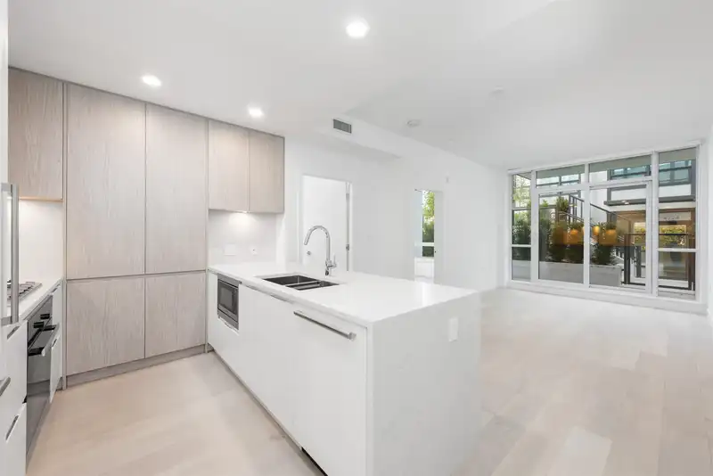 101 4240 CAMBIE STREET - photo 2 of 35
