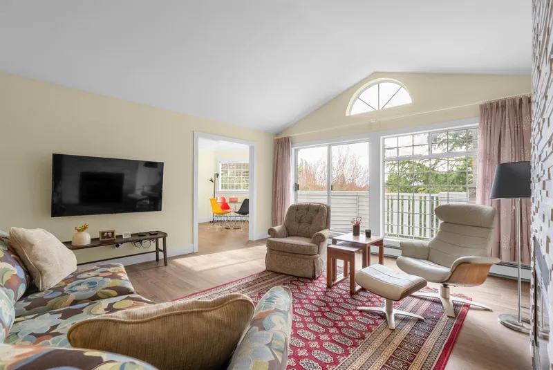 303 7671 ABERCROMBIE DRIVE - photo 3 of 25