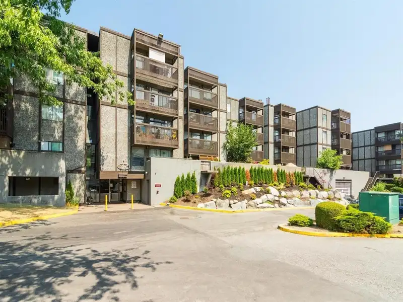 401 9682 134 STREET - photo 1 of 5