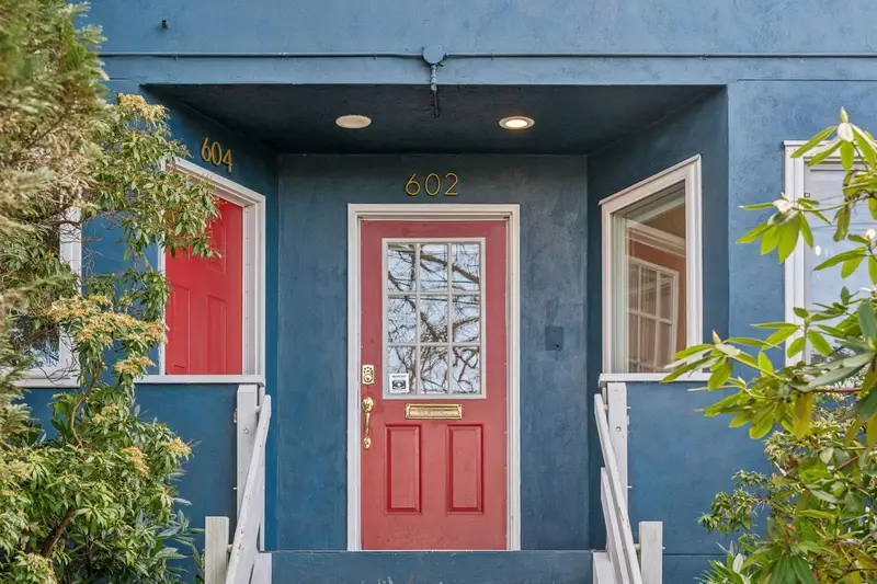 602 E 13TH AVENUE - photo 2 of 24