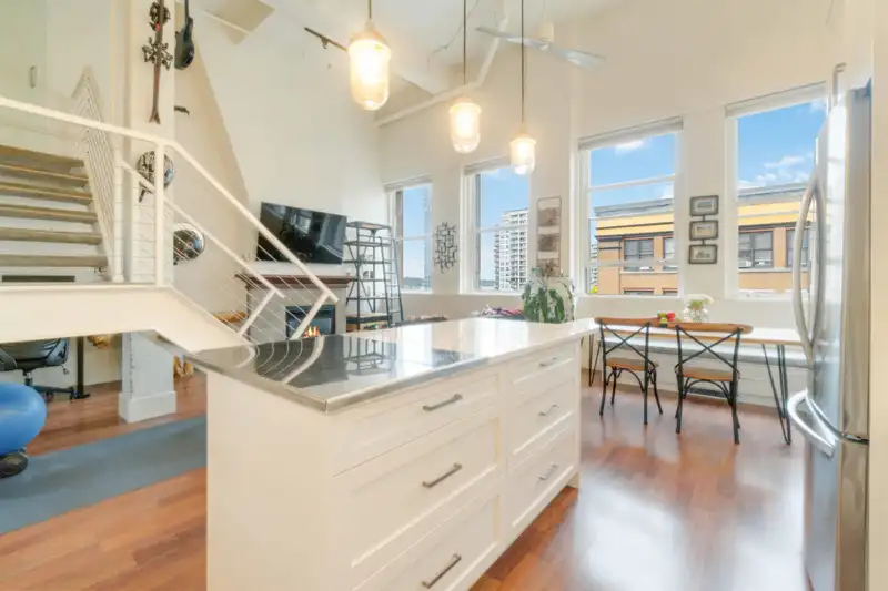 405 549 COLUMBIA STREET - photo 1 of 37
