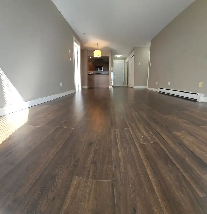 210 32725 GEORGE FERGUSON WAY - photo 2 of 8