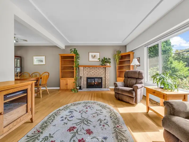 11000 MCADAM ROAD - photo 4 of 35