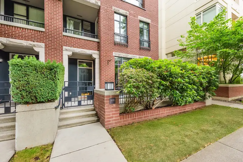 2255 W 12TH AVENUE - photo 3 of 6