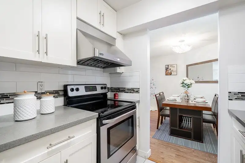 223 7431 MINORU BOULEVARD - photo 3 of 35