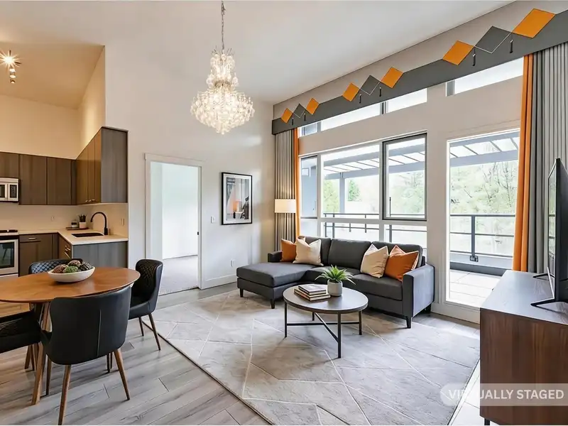 405 15628 104 AVENUE - photo 1 of 33