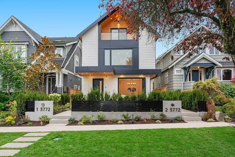 1 3772 W 20TH AVENUE - photo 1 of 40