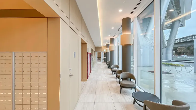 4605 4880 LOUGHEED HIGHWAY - photo 3 of 21