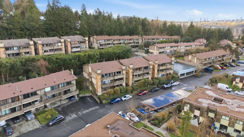 1021 OLD LILLOOET ROAD - photo 2 of 25