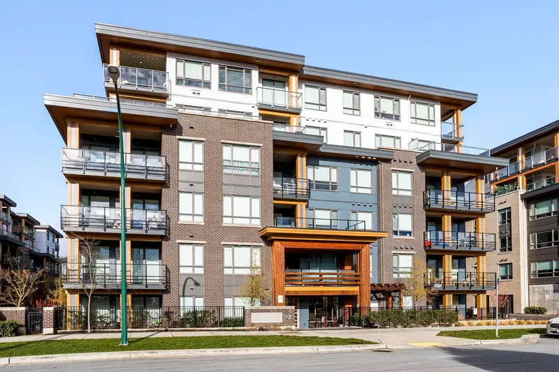 612 735 ANSKAR COURT - photo 2 of 25