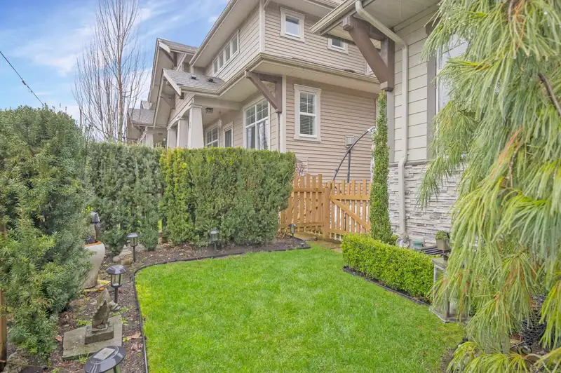 16 7138 210 STREET - photo 3 of 34