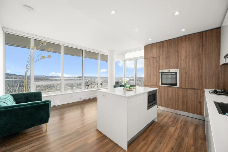 5102 4650 BRENTWOOD BOULEVARD - photo 1 of 16