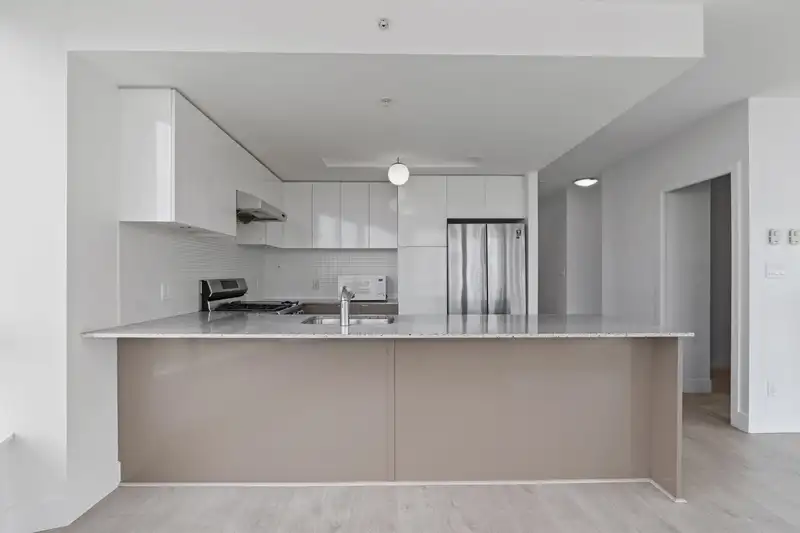 1602 4808 HAZEL STREET - photo 4 of 30