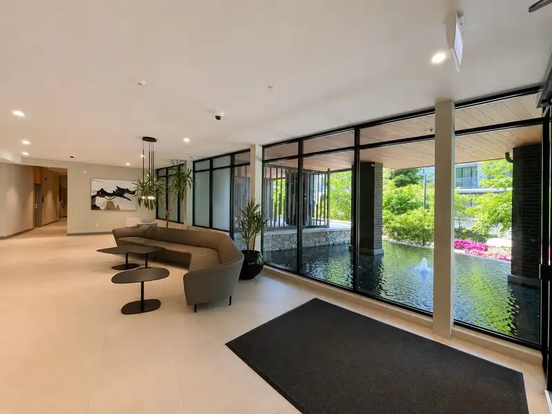 417 3581 ROSS DRIVE - photo 3 of 16