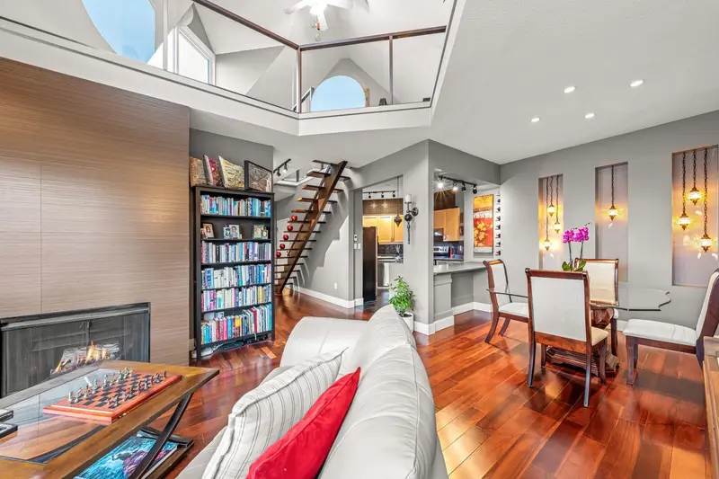 418 1150 QUAYSIDE DRIVE - photo 2 of 25