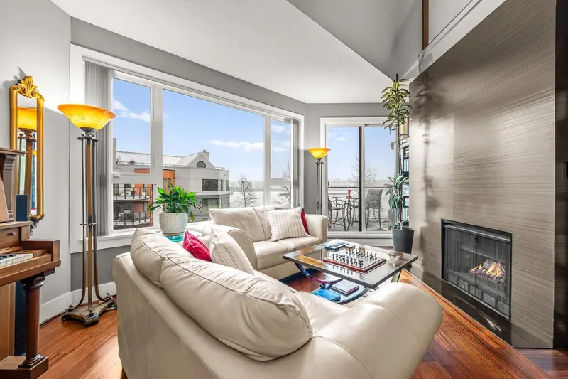 418 1150 QUAYSIDE DRIVE - photo 3 of 25