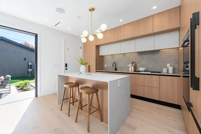 1 2626 W 41ST AVENUE - photo 4 of 27