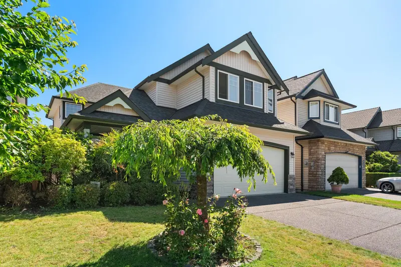 3234 OSBORNE STREET - photo 3 of 25