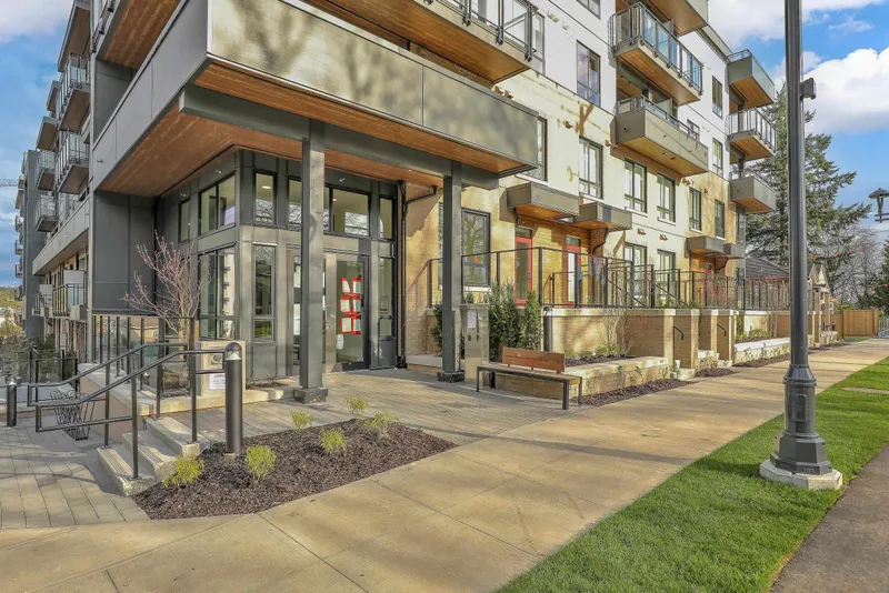 TH4 9456 134 STREET - photo 2 of 25