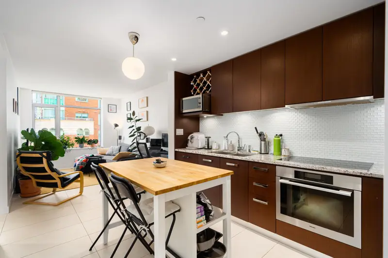 709 1028 BARCLAY STREET - photo 3 of 25