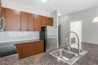 421 15385 101A AVENUE - thumbnail 10