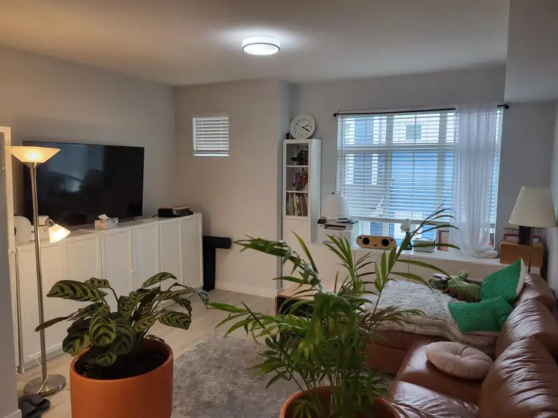 87 20180 84 AVENUE - photo 2 of 24