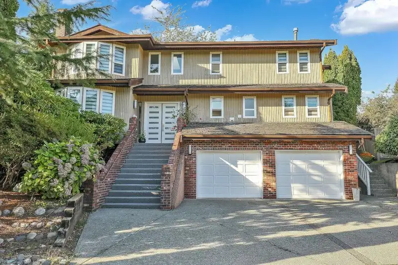 2220 WINDWOOD PLACE - photo 1 of 32
