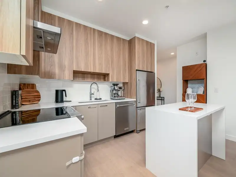 103 7599 15TH STREET - photo 4 of 24