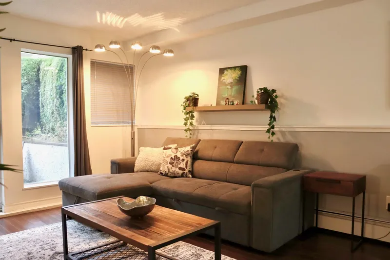 1 1860 SOUTHMERE EAST CRESCENT - photo 4 of 25