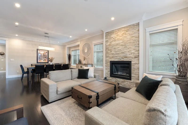 2798 W 19TH AVENUE - photo 3 of 25