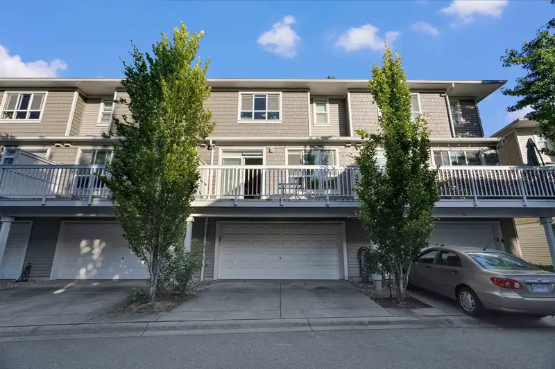 33 8355 DELSOM WAY - photo 2 of 36