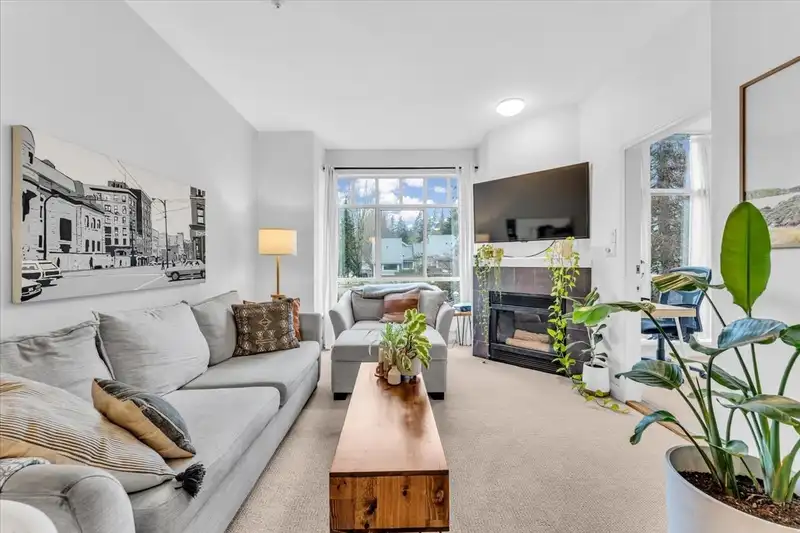 303 630 ROCHE POINT DRIVE - photo 1 of 27