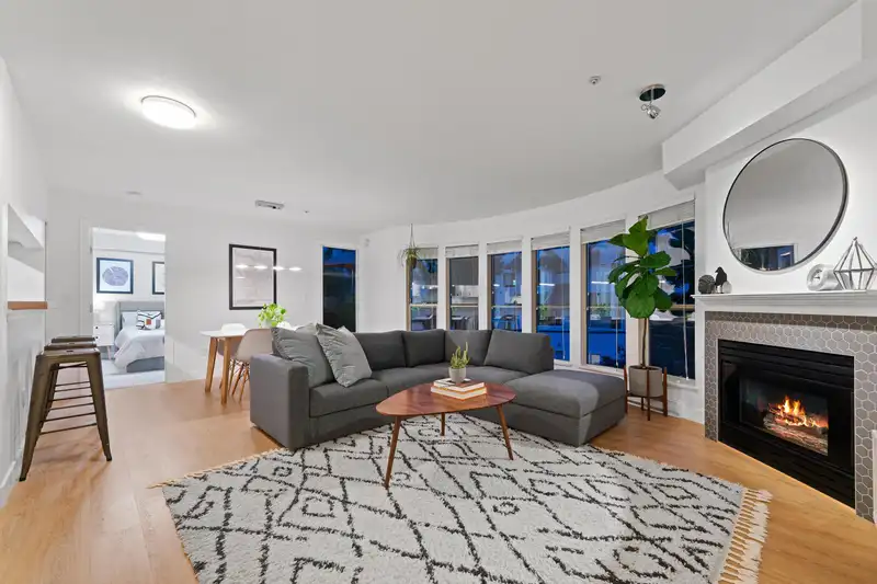305 2345 CENTRAL AVENUE - photo 1 of 40