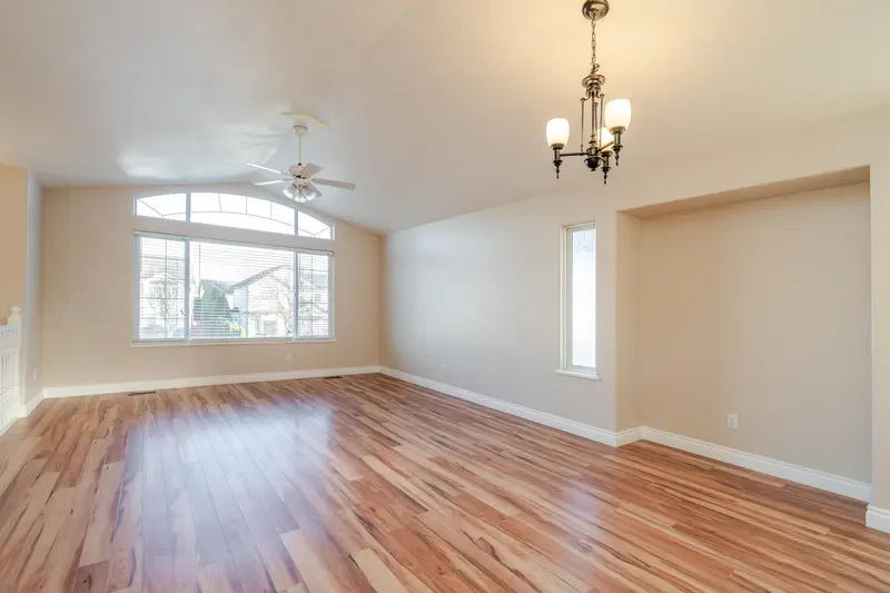 34732 7 AVENUE - photo 2 of 25