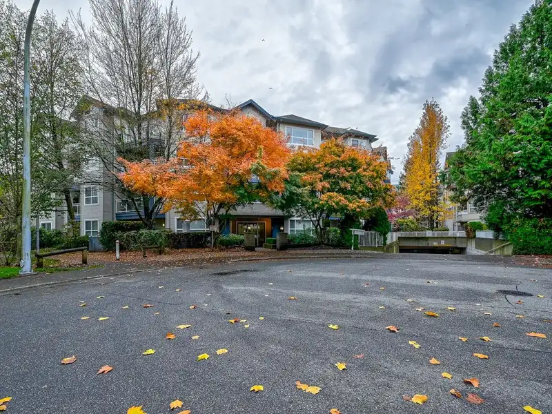 201 8115 121A STREET - photo 2 of 22