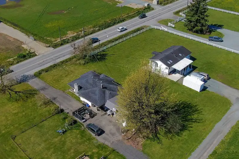 21533 CRUSH CRESCENT - photo 4 of 40