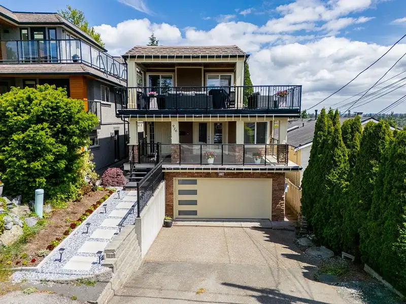 976 PARKER STREET - photo 2 of 40