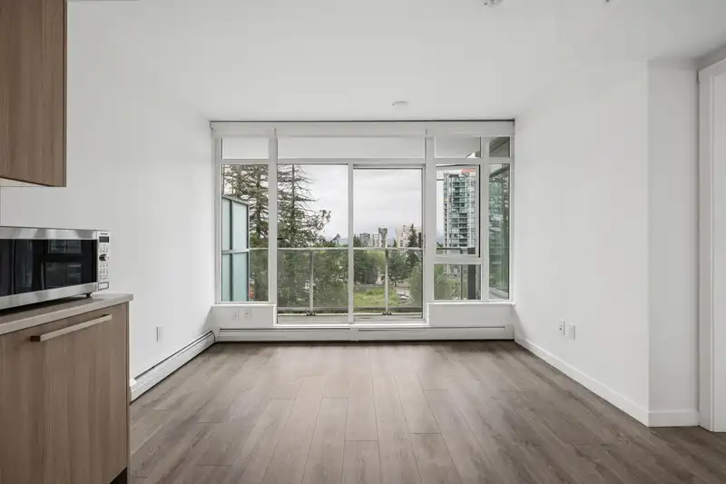 704 13350 CENTRAL AVENUE - photo 4 of 40