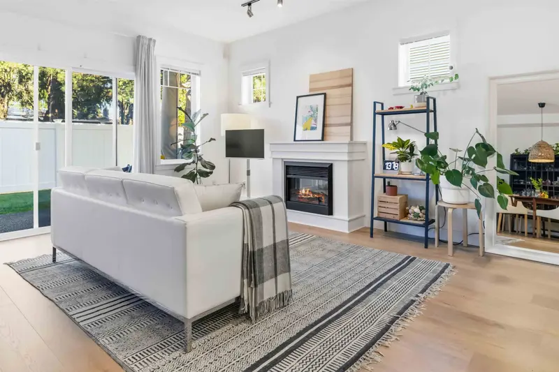 18 11393 STEVESTON HIGHWAY - photo 2 of 25