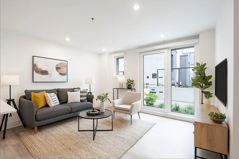 109 2085 E 1ST AVENUE - photo 1 of 25