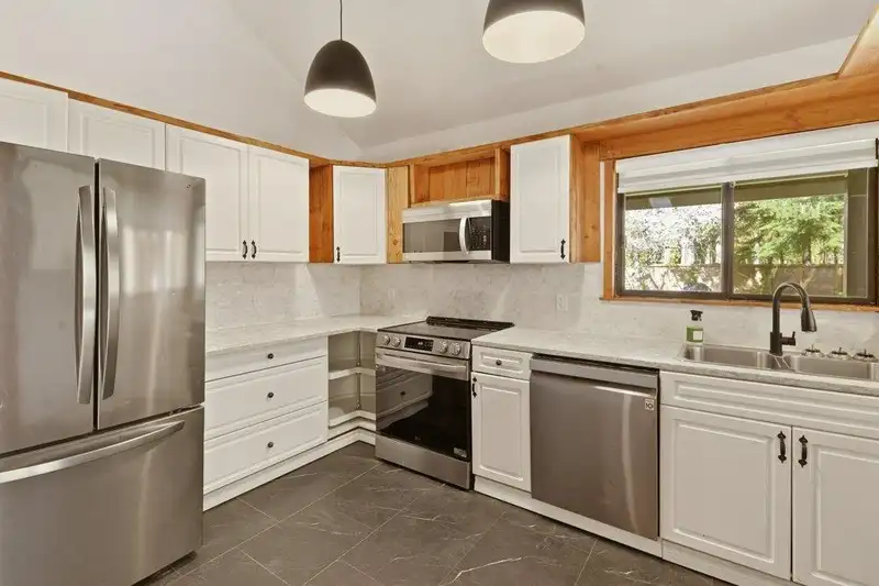 3114 COLMAN ROAD - photo 4 of 28