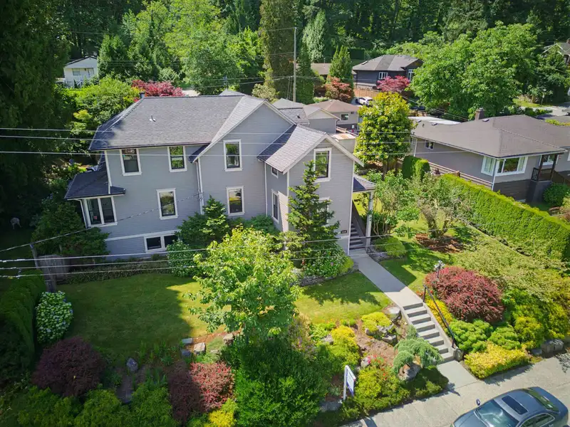 2209 ST. GEORGE STREET - photo 1 of 40