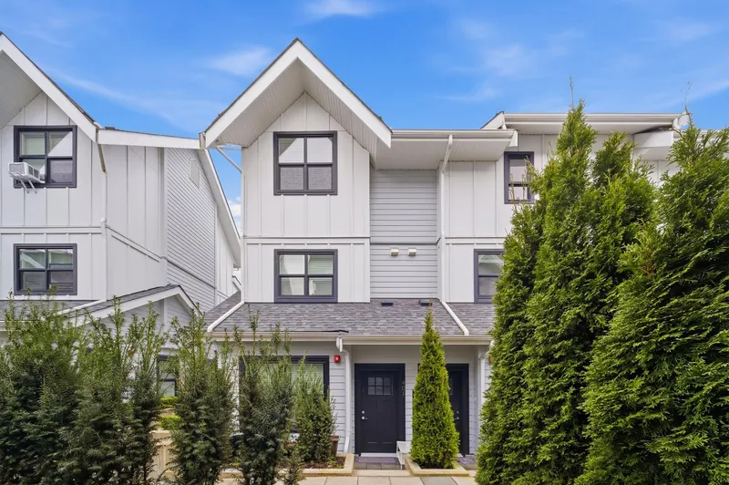 401 6933 ARCOLA STREET - photo 3 of 3