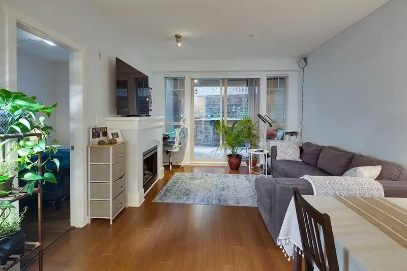 107 2951 SILVER SPRINGS BOULEVARD - photo 3 of 34