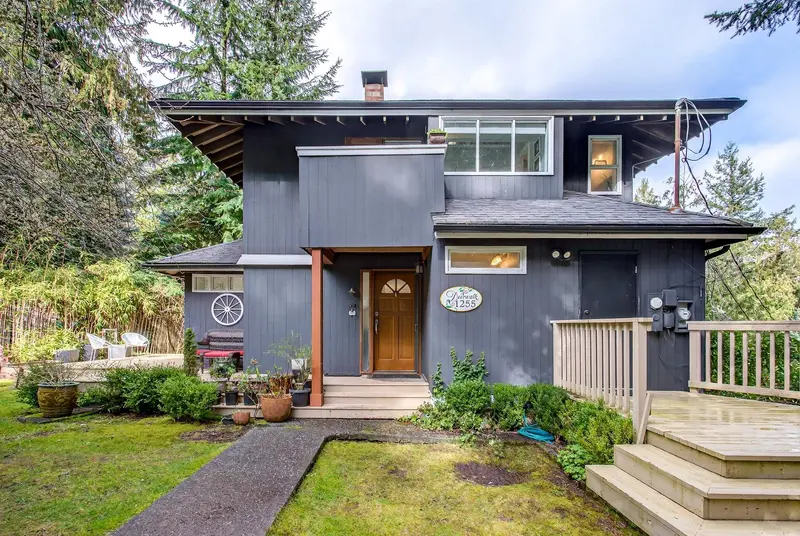 1255 DEER WALK - photo 3 of 25