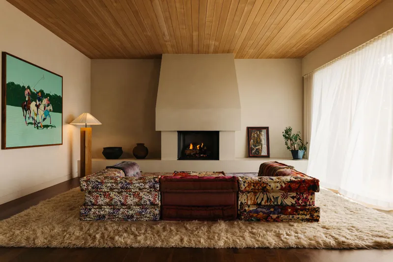 1295 W KEITH ROAD - photo 3 of 25