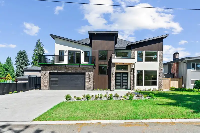841 RONDEAU STREET - photo 1 of 40