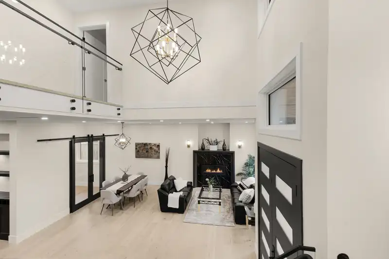 841 RONDEAU STREET - photo 2 of 40