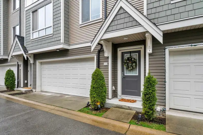 22 8138 204 STREET - photo 3 of 40